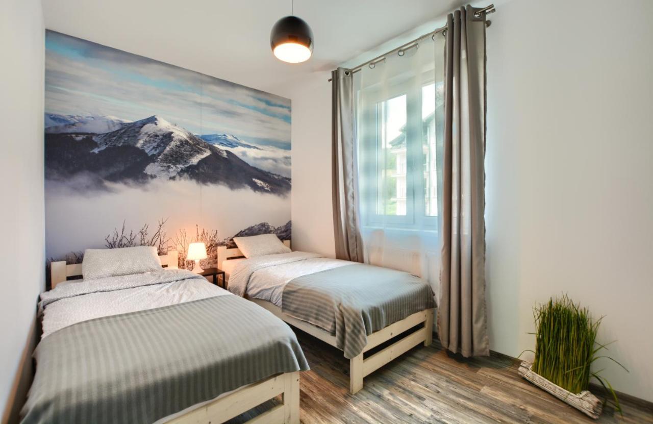 Apartament Glamour Ustrzyki Dolne Exterior foto